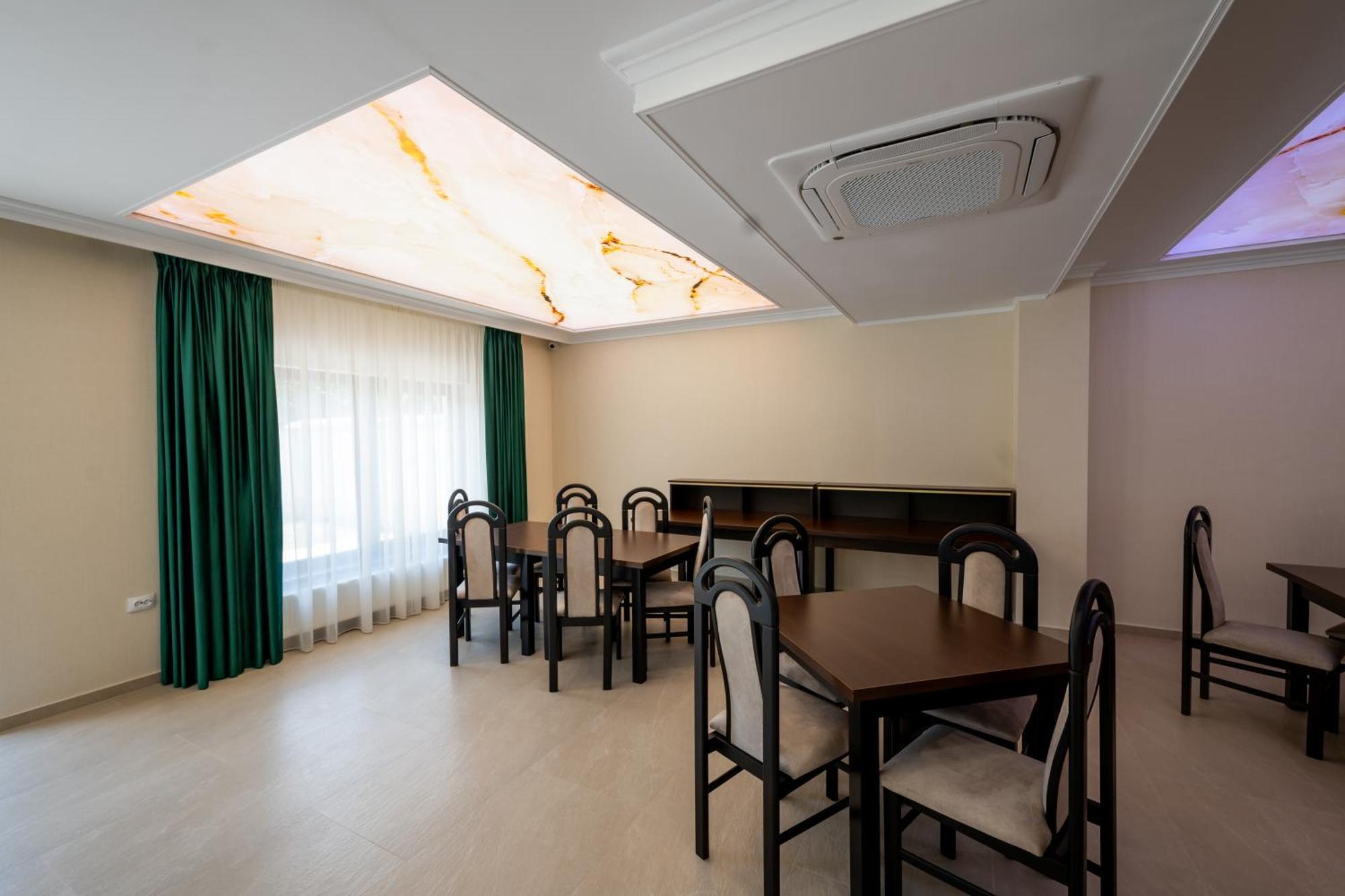 Evergreen Chalet อาวริก ภายนอก รูปภาพ
